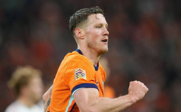 Holland-magyar - Holland legendák kritizálták a gólját ünneplő Weghorstot