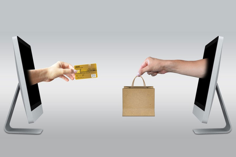 Az e-kereskedelmi forgalom 25-30 százalékkal nőhet
