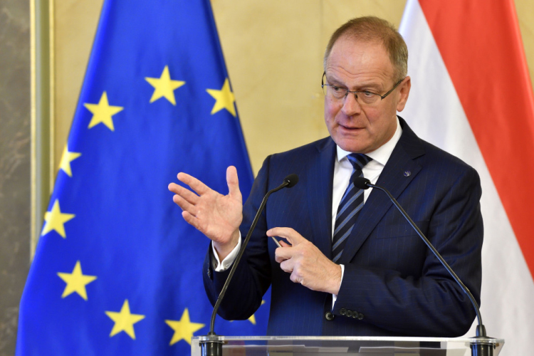 Navracsics: az Európai Bizottság döntésével megnyílik az út a forrásokról szóló tárgyalások gyors lezárása előtt